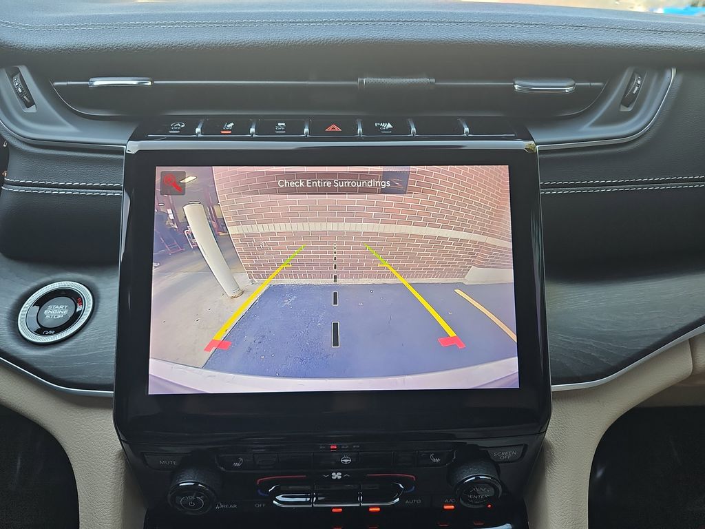 2023 Jeep Grand Cherokee Limited photo 19