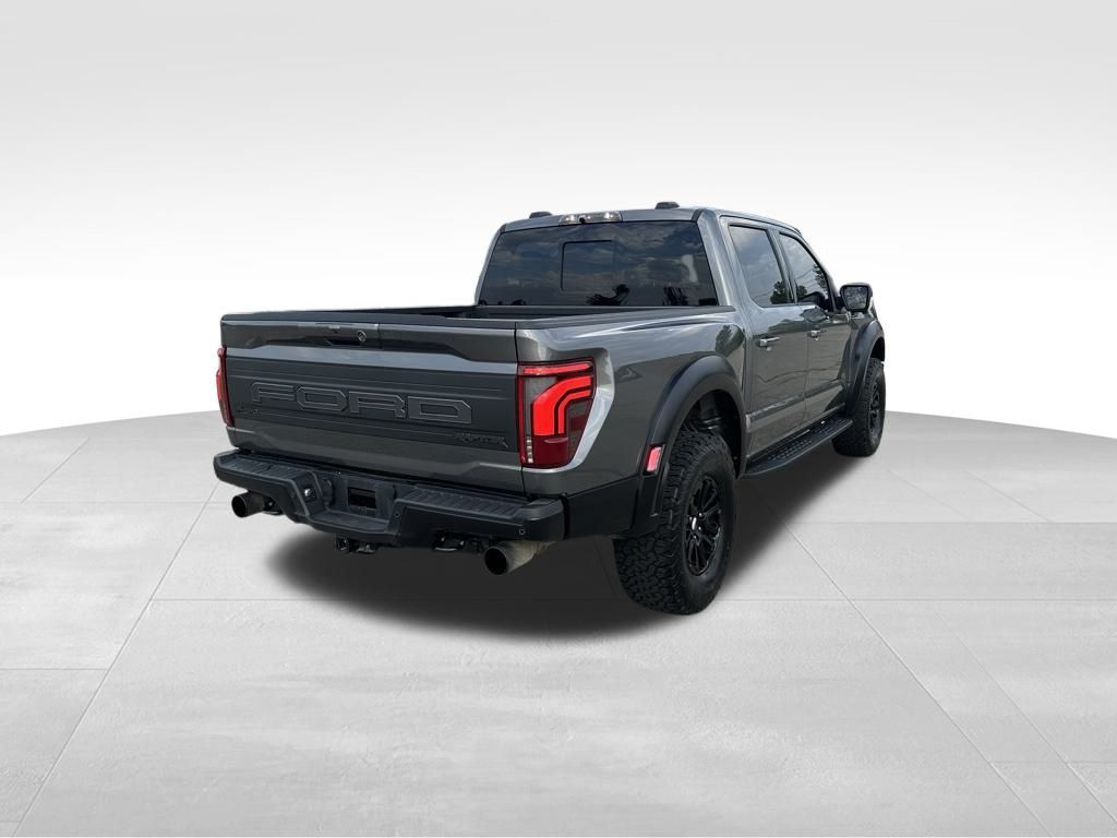 2025 Ford F-150 Raptor photo 3