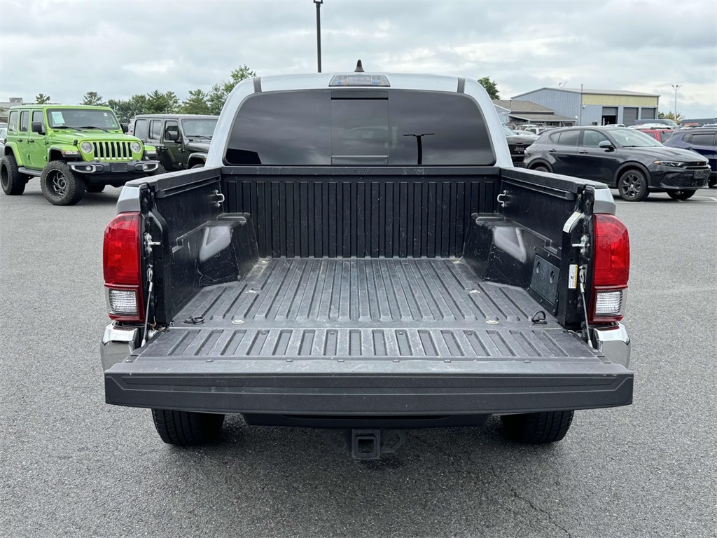 2021 Toyota Tacoma SR5 photo 26
