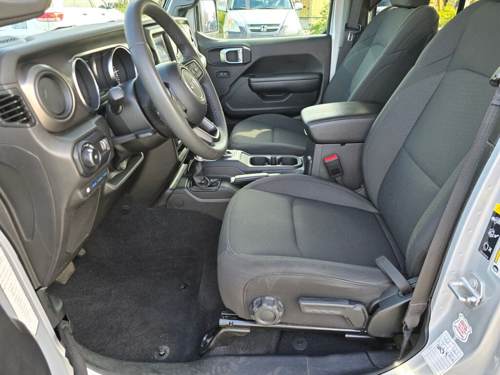 2023 Jeep Wrangler Willys 4xe photo 20