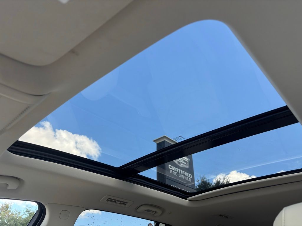 2025 Cadillac XT6 Premium Luxury photo 10