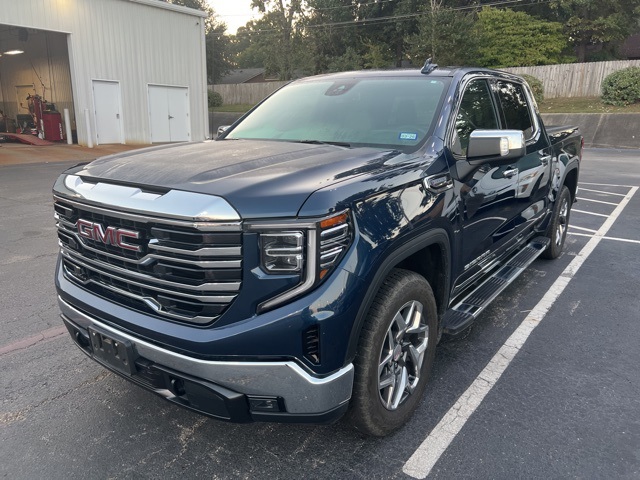 2023 Gmc Sierra 1500 SLT photo 3
