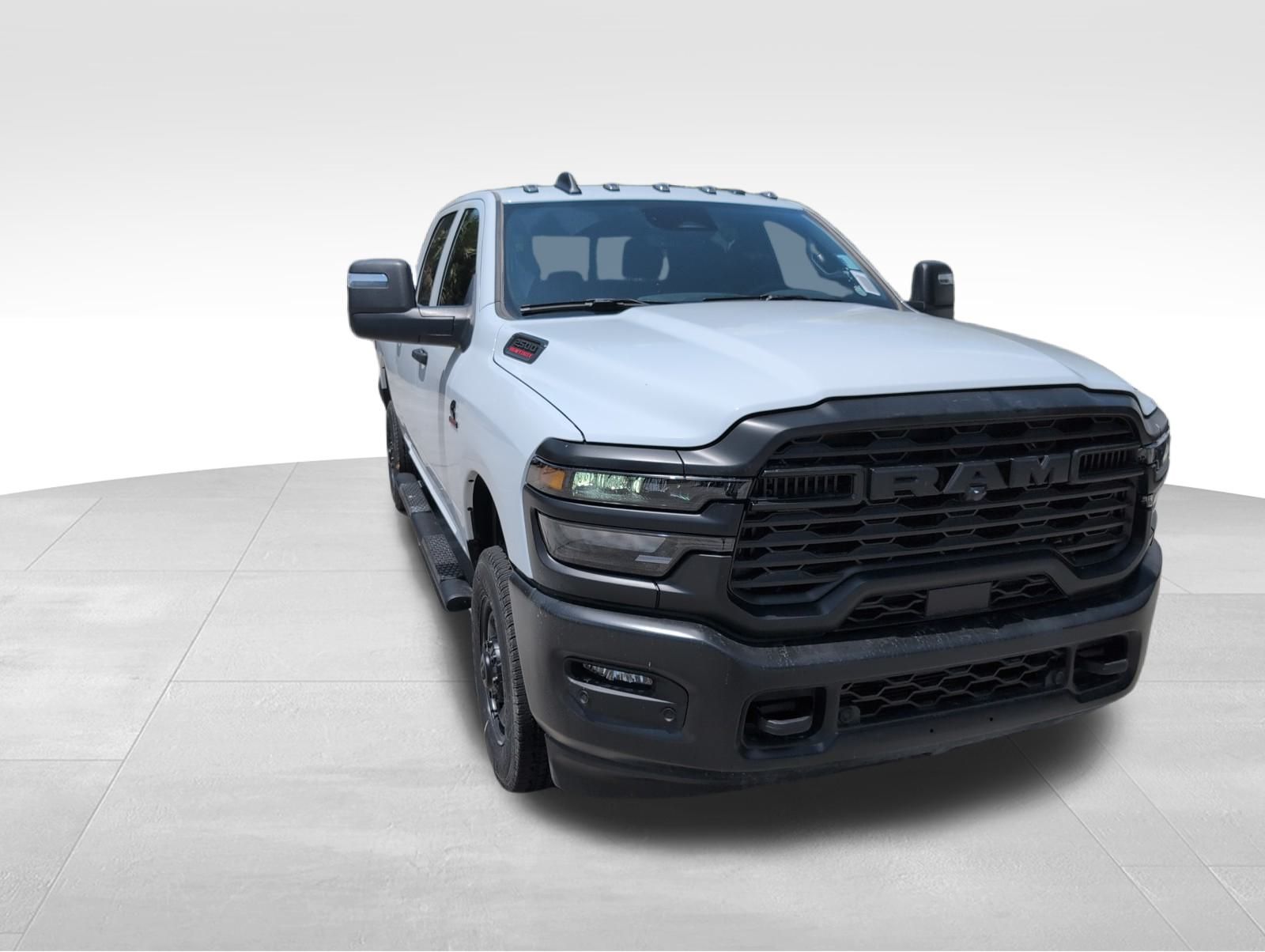 2025 Ram 2500 Tradesman photo 2