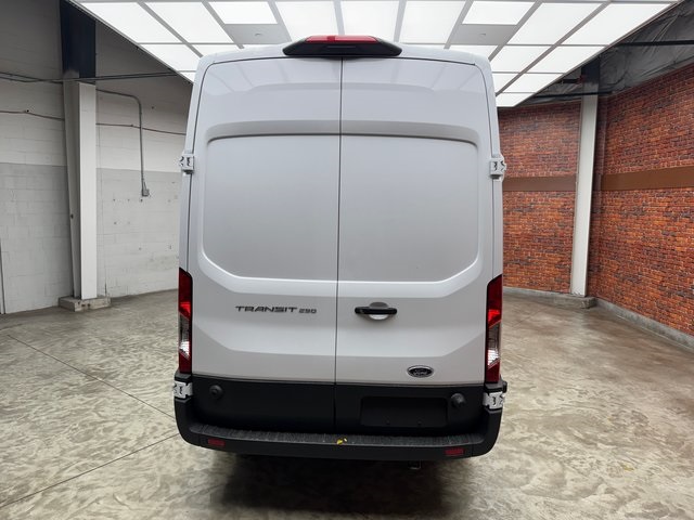 2025 Ford Transit Cargo Van photo 4
