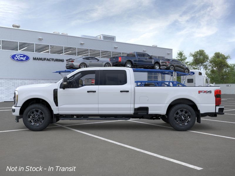 2026 Ford F-350 photo 3