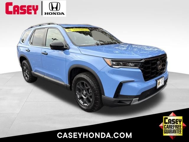 2025 Honda Pilot TrailSport's photo