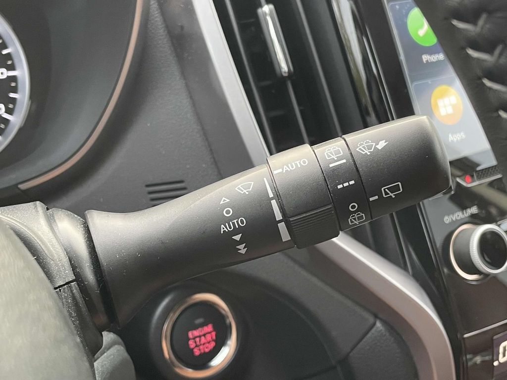 2022 Subaru Ascent Touring photo 12