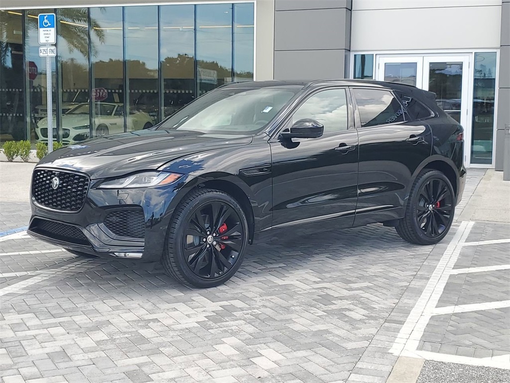 2026 Jaguar F-Pace R-Dynamic S's photo