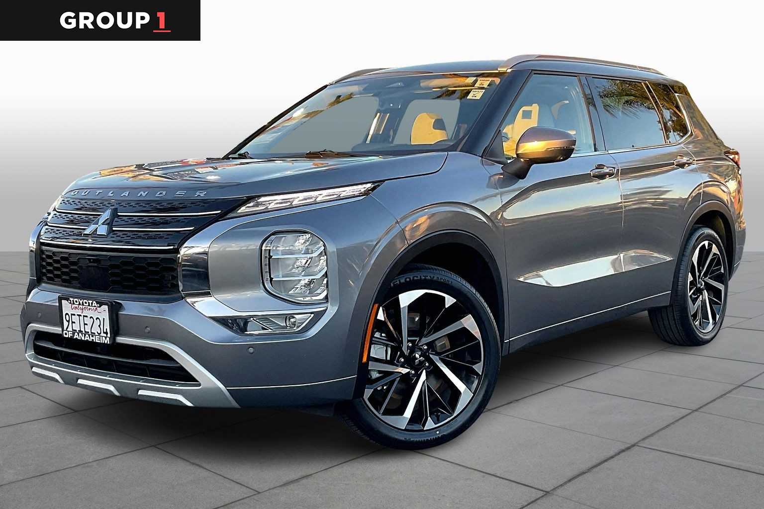 2022 Mitsubishi Outlander SEL Special Edition's photo