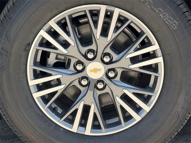 2026 Chevrolet Traverse photo 13