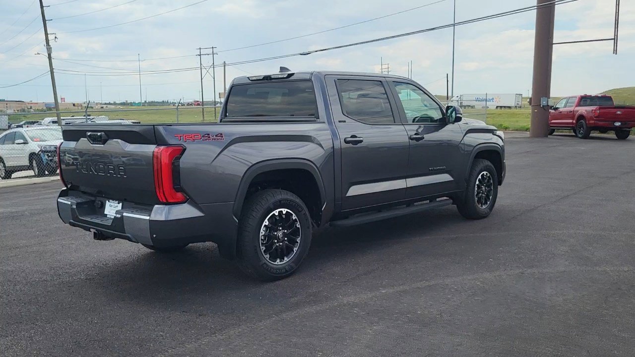 2025 Toyota Tundra SR5 photo 6