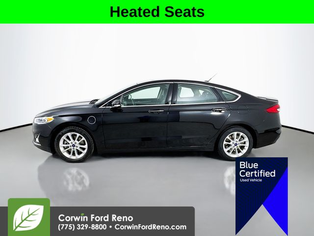 2019 Ford Fusion Energi Titanium photo 2