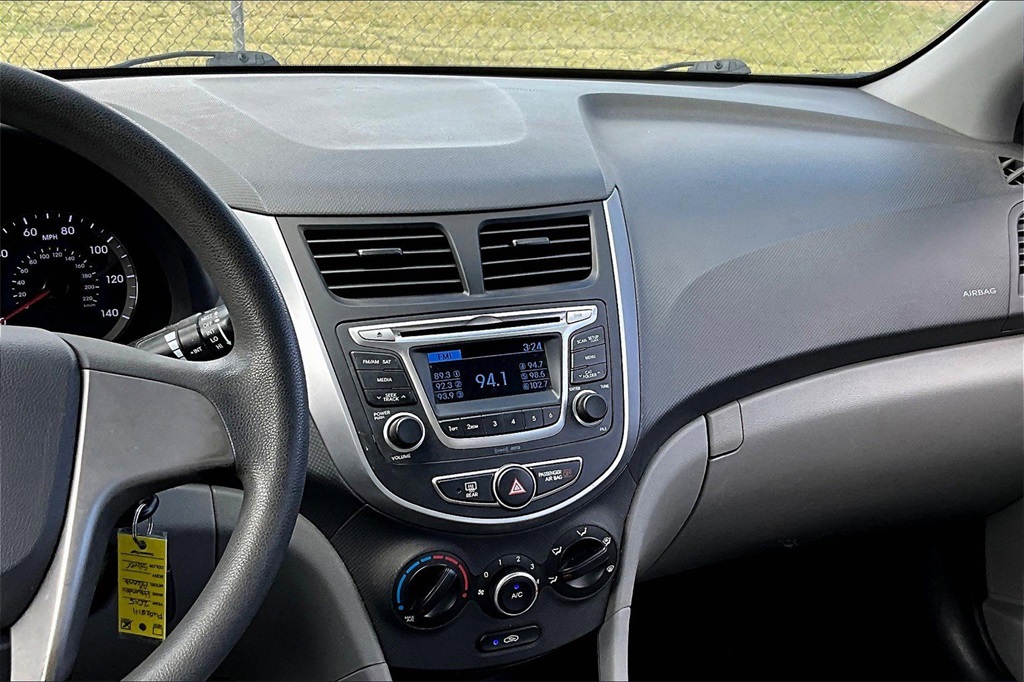Image of Pre-Owned 2015 Hyundai Accent GLS