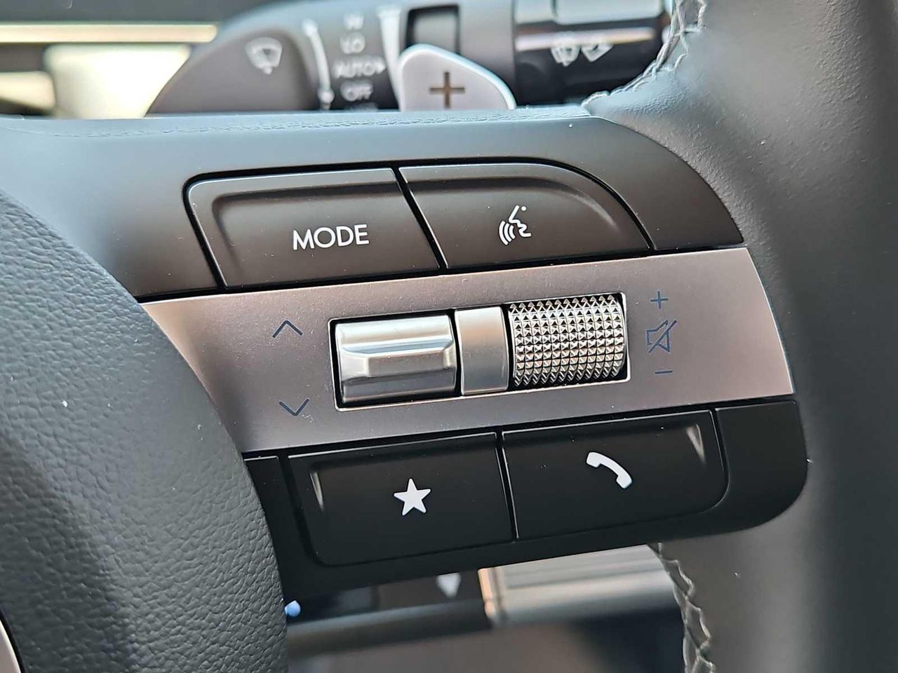 2025 Hyundai Sonata Hybrid Limited photo 22