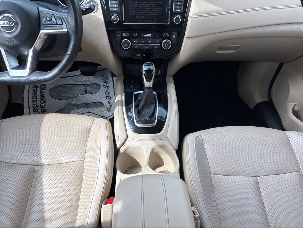 2020 Nissan Rogue SL photo 21