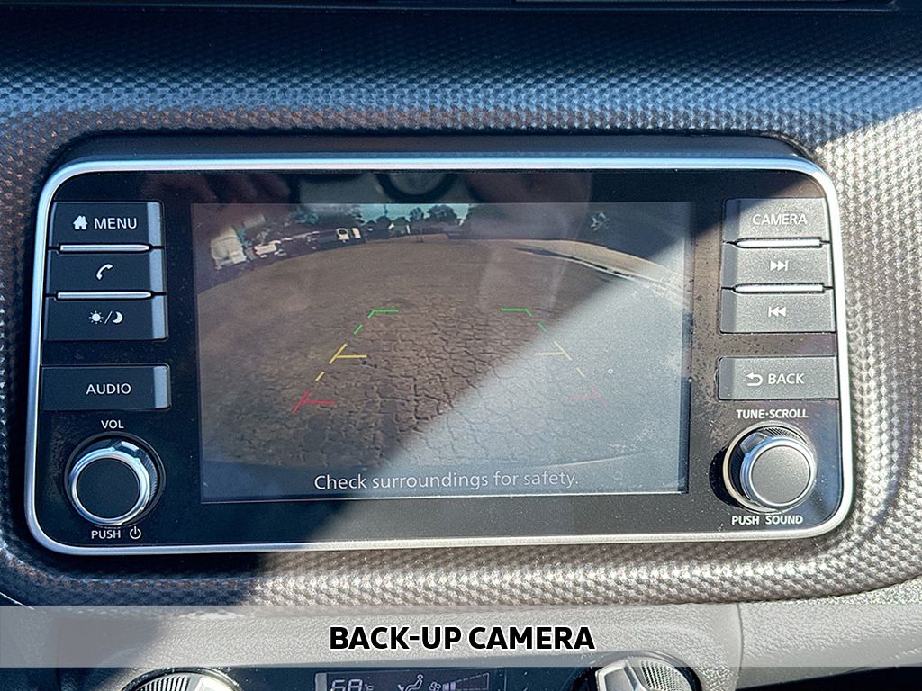 2020 Nissan Kicks SV photo 3