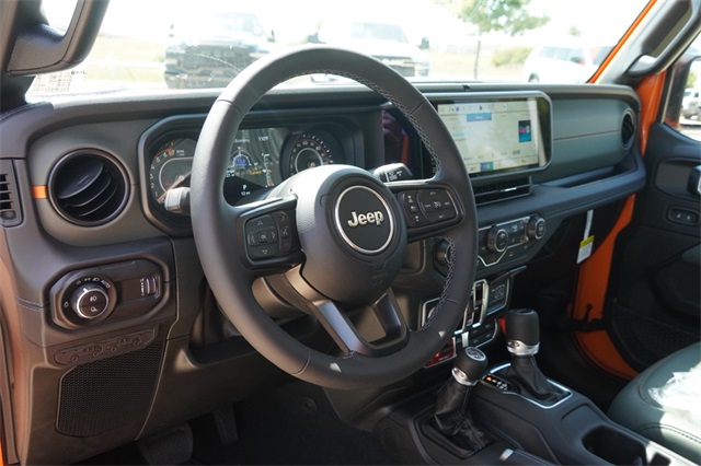 2025 Jeep Gladiator Mojave photo 16