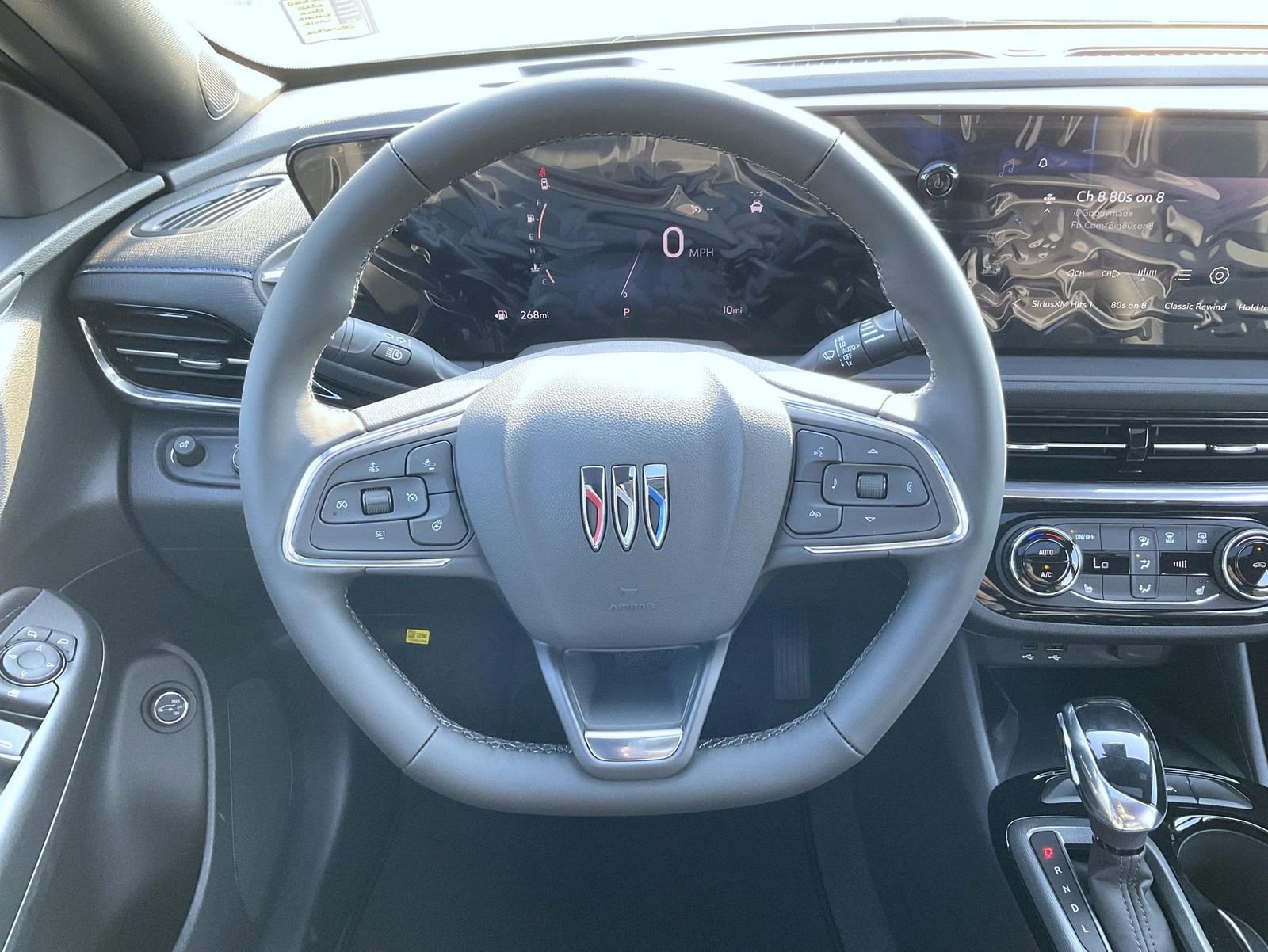 2025 Buick Envista ST photo 11