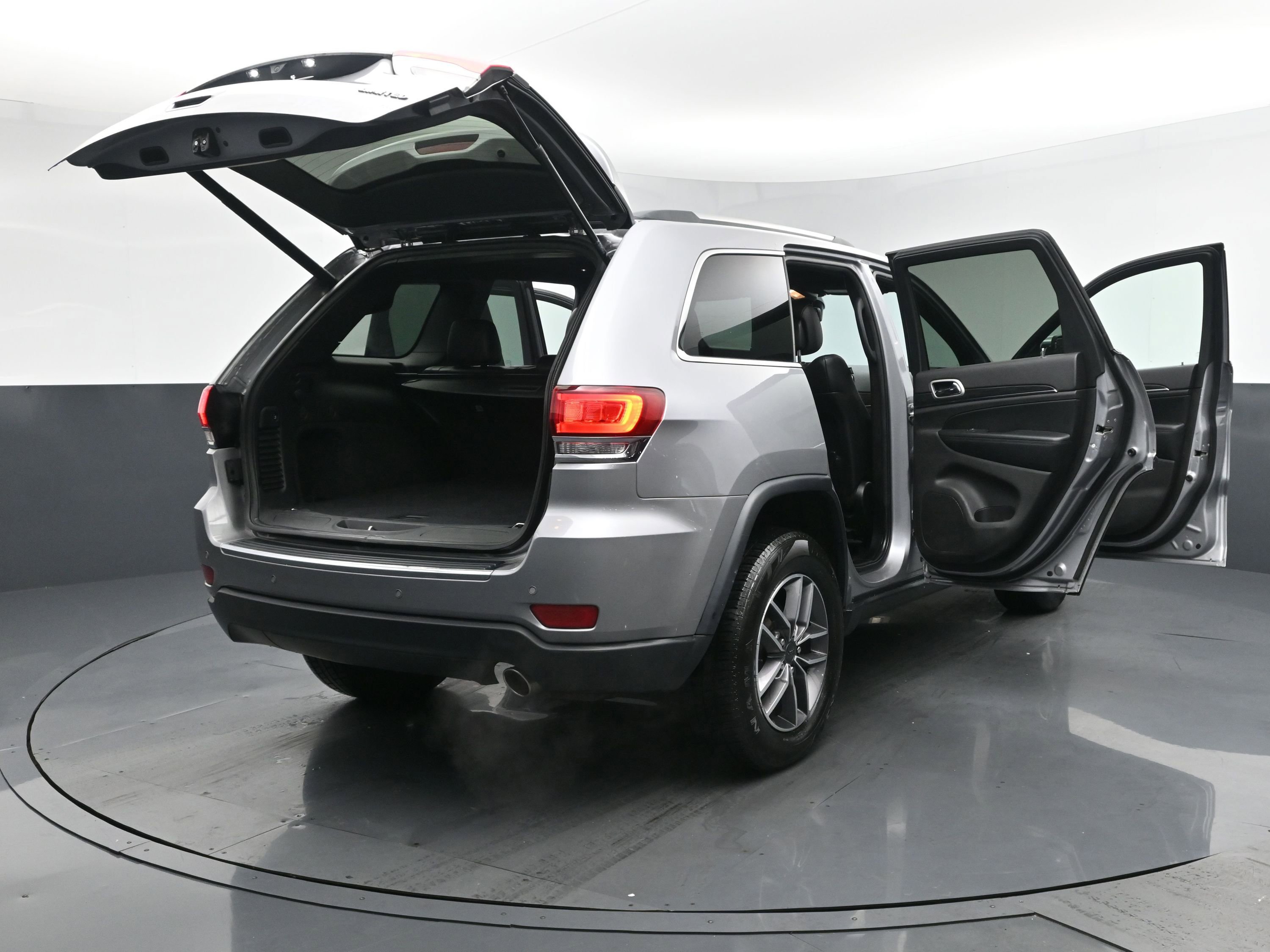 2020 Jeep Grand Cherokee Limited photo 28