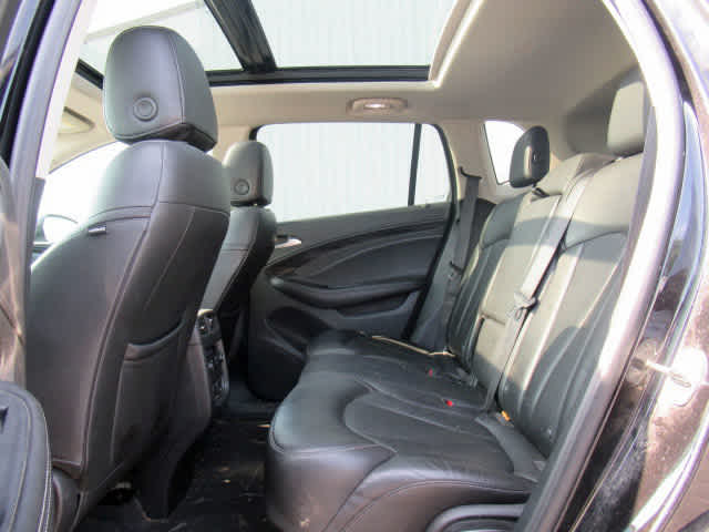 2020 Buick Envision Essence photo 4