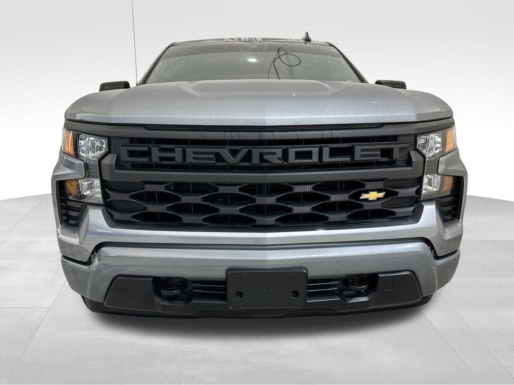 2024 Chevrolet Silverado 1500 Custom photo 12