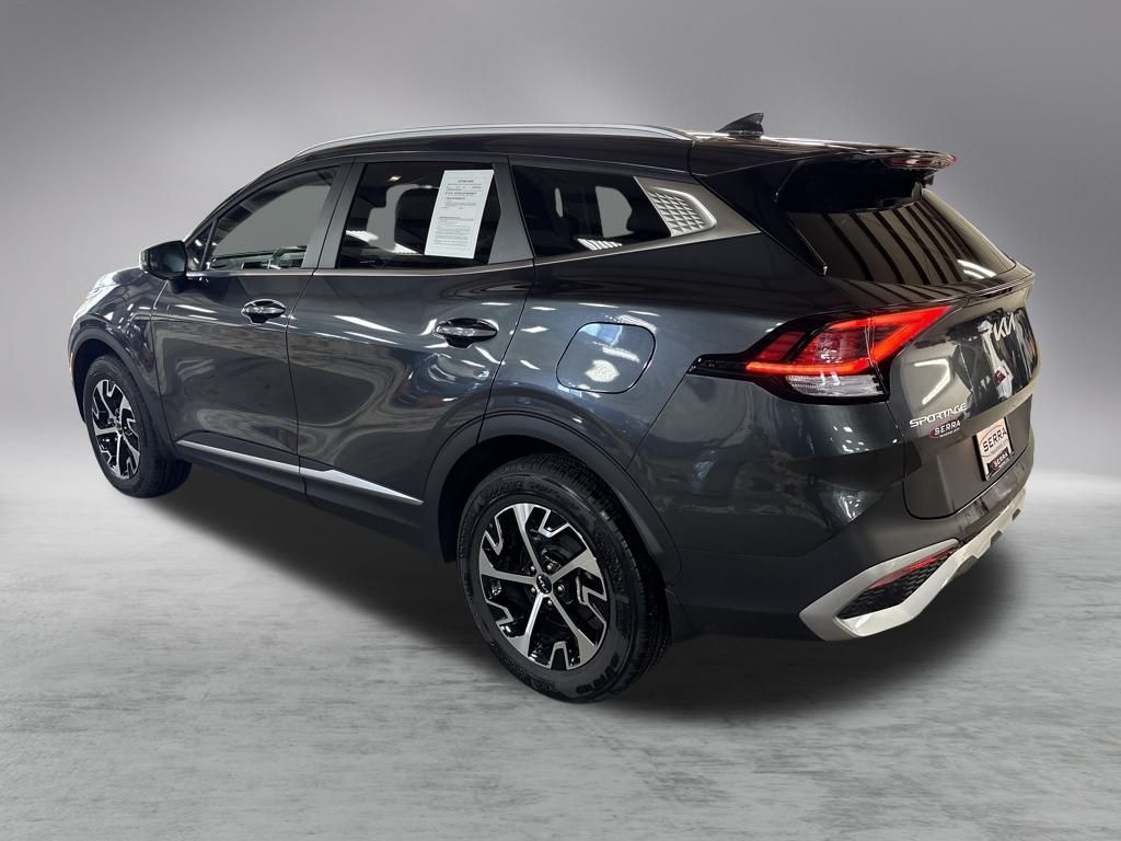 2024 Kia Sportage EX photo 3