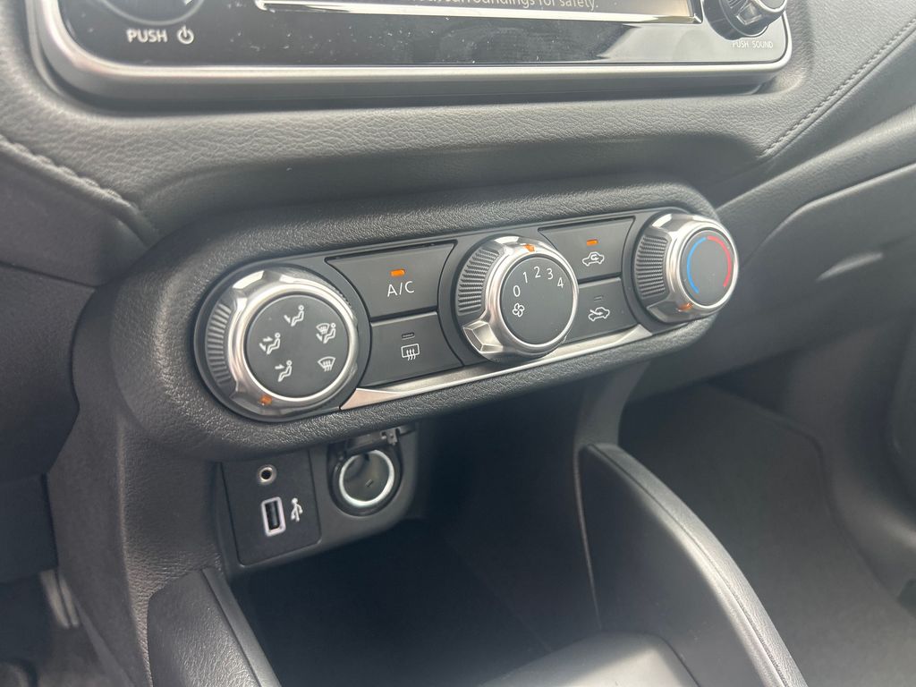 2025 Nissan Versa 1.6 S photo 28