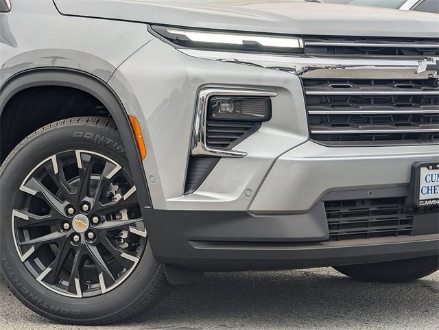2025 Chevrolet Traverse photo 3