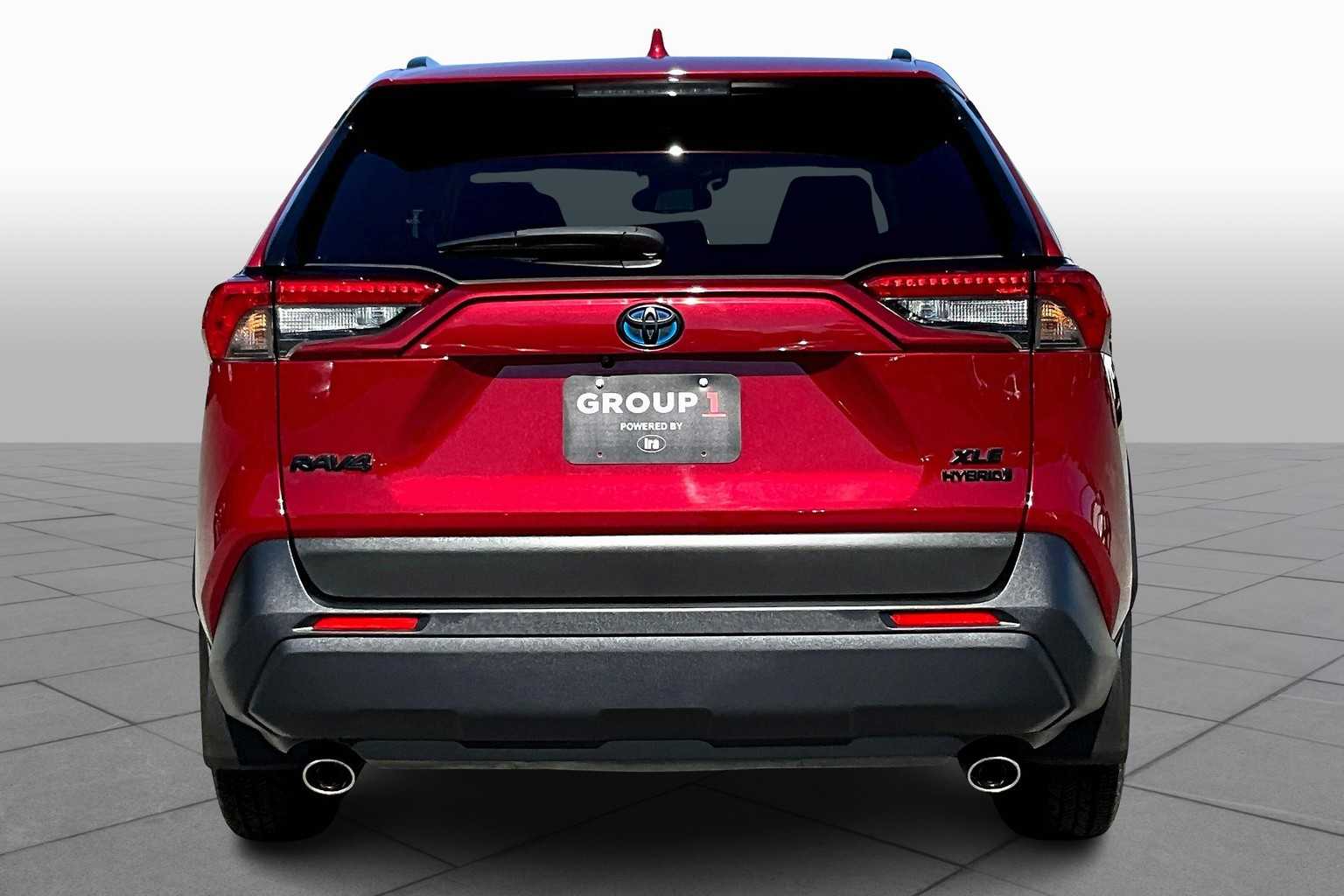 2023 Toyota RAV4 Hybrid XLE Premium photo 4