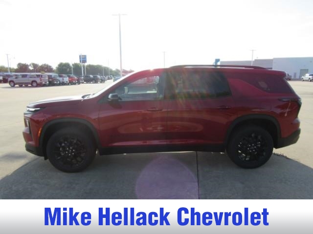2025 Chevrolet Traverse photo 3