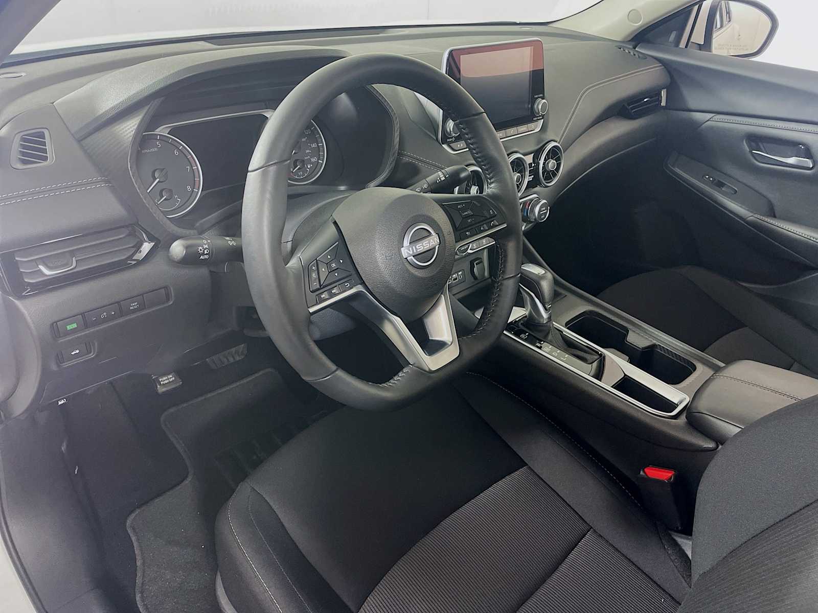 2024 Nissan Sentra SV photo 7