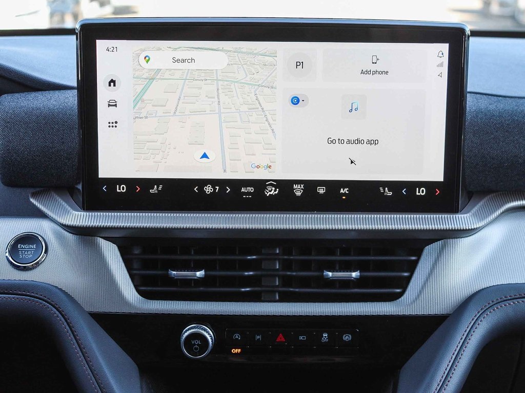 2025 Ford Explorer photo 7