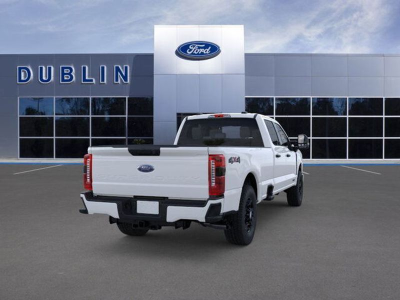 2025 Ford F-350 XL photo 8
