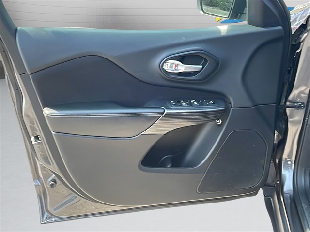 2015 Jeep Cherokee Latitude photo 36