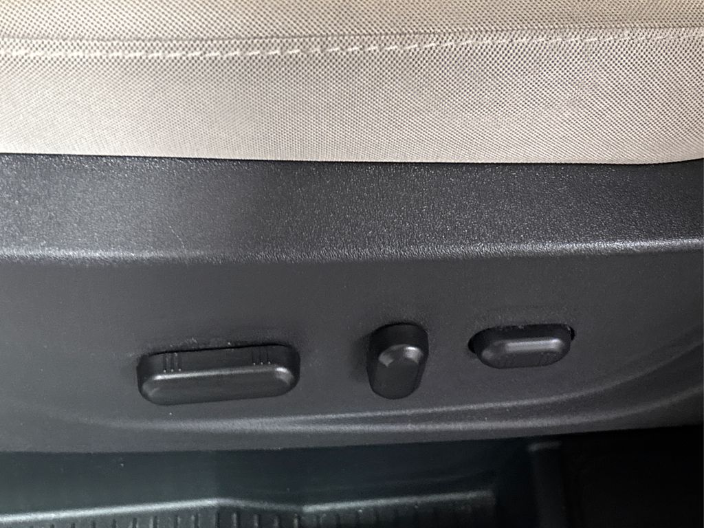 2018 Ford Escape SE photo 17