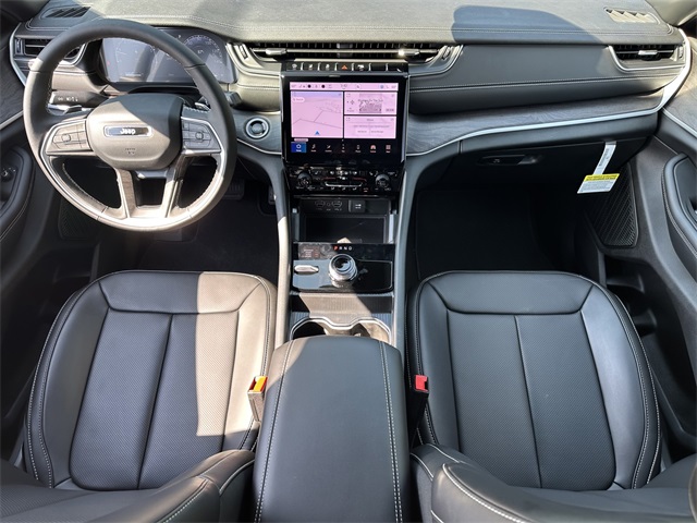 2025 Jeep Grand Cherokee L photo 17