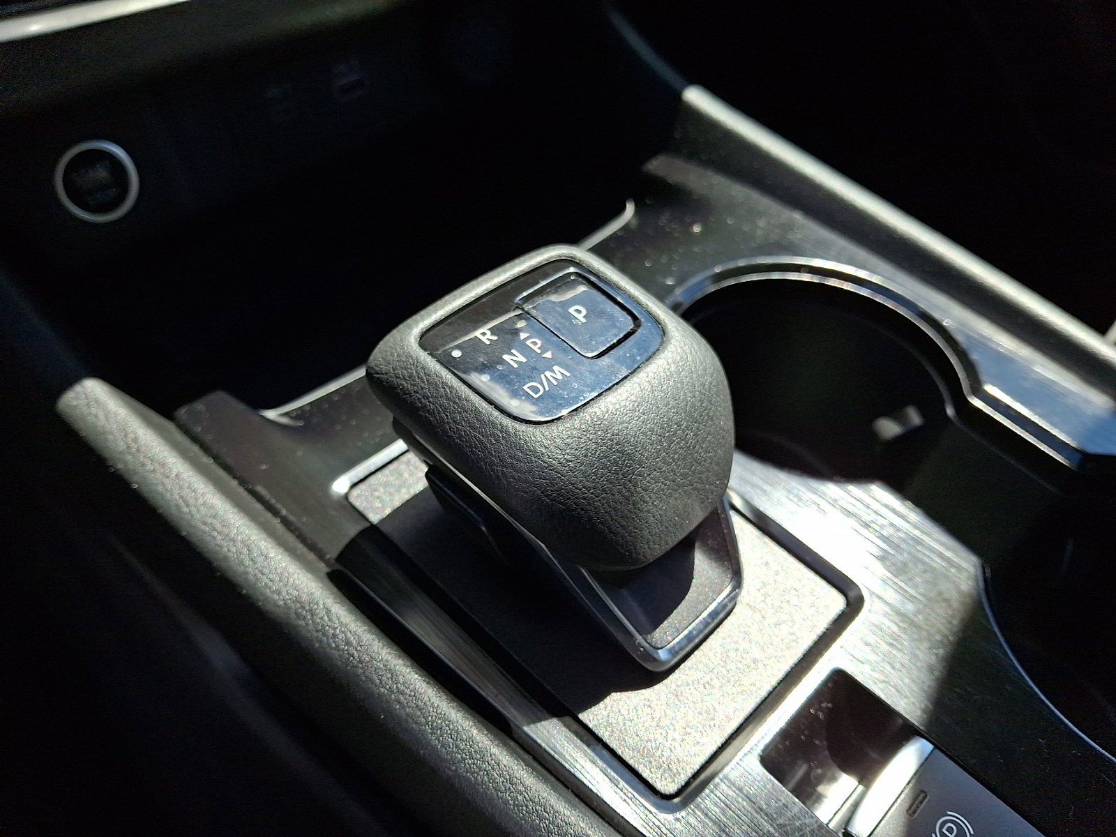 2023 Nissan Rogue SV photo 17