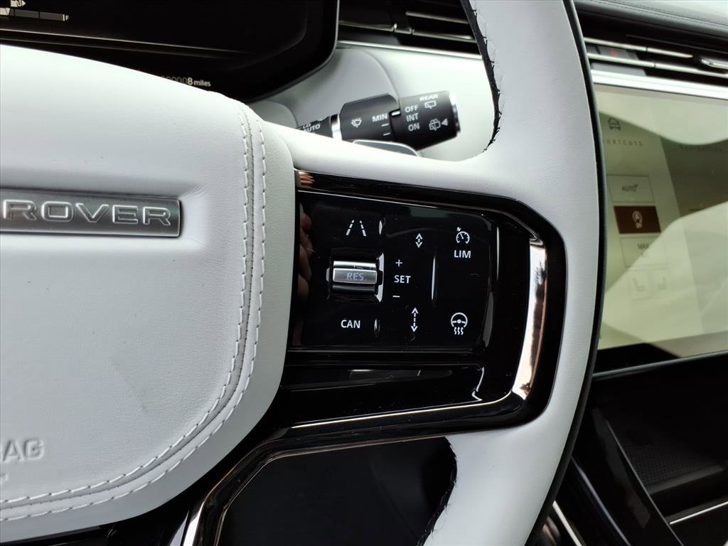 2025 Land Rover Range Rover Sport SE photo 14