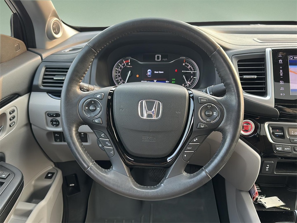 2019 Honda Ridgeline RTL-E photo 12