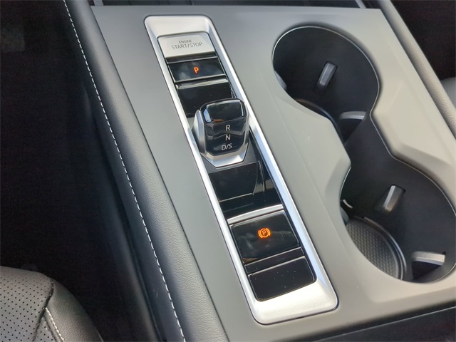 2026 Volkswagen Atlas SE photo 18