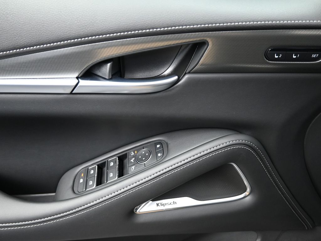 2026 Infiniti QX60 Luxe photo 8