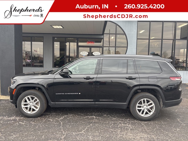 2023 Jeep Grand Cherokee L Laredo's photo