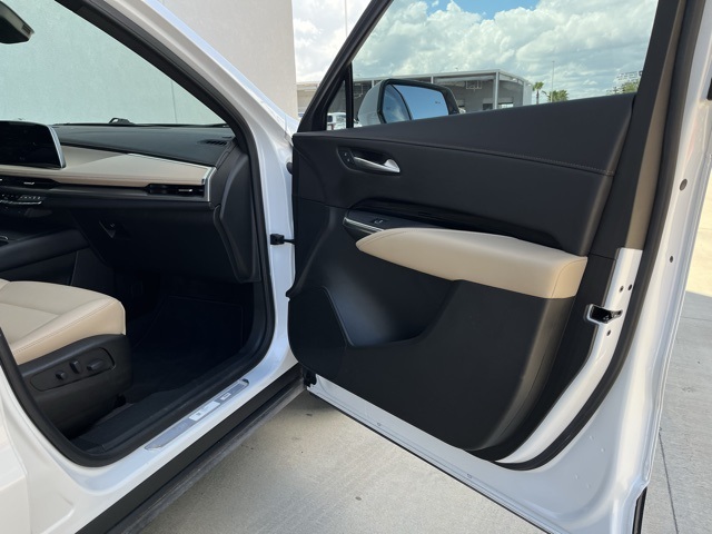 2024 Cadillac XT4 Luxury photo 22