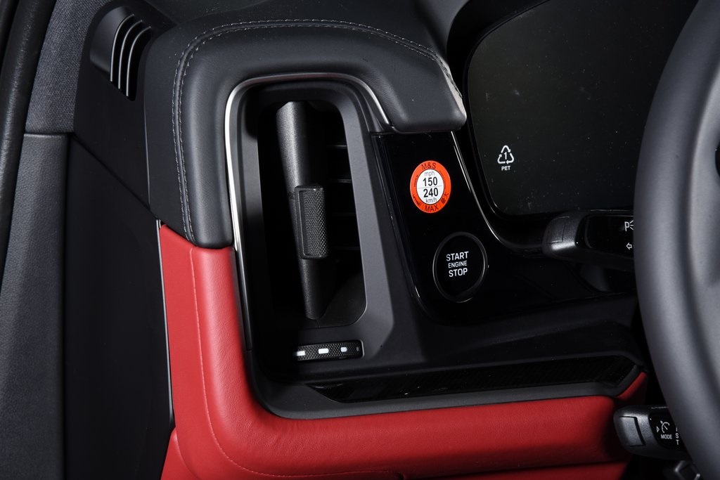 2026 Porsche Cayenne S photo 18