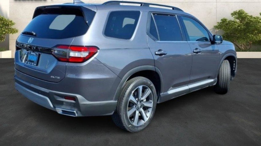 2024 HONDA PILOT - Image 2