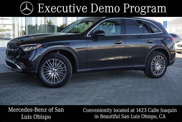 2025 Mercedes Benz GLC 300 photo 4
