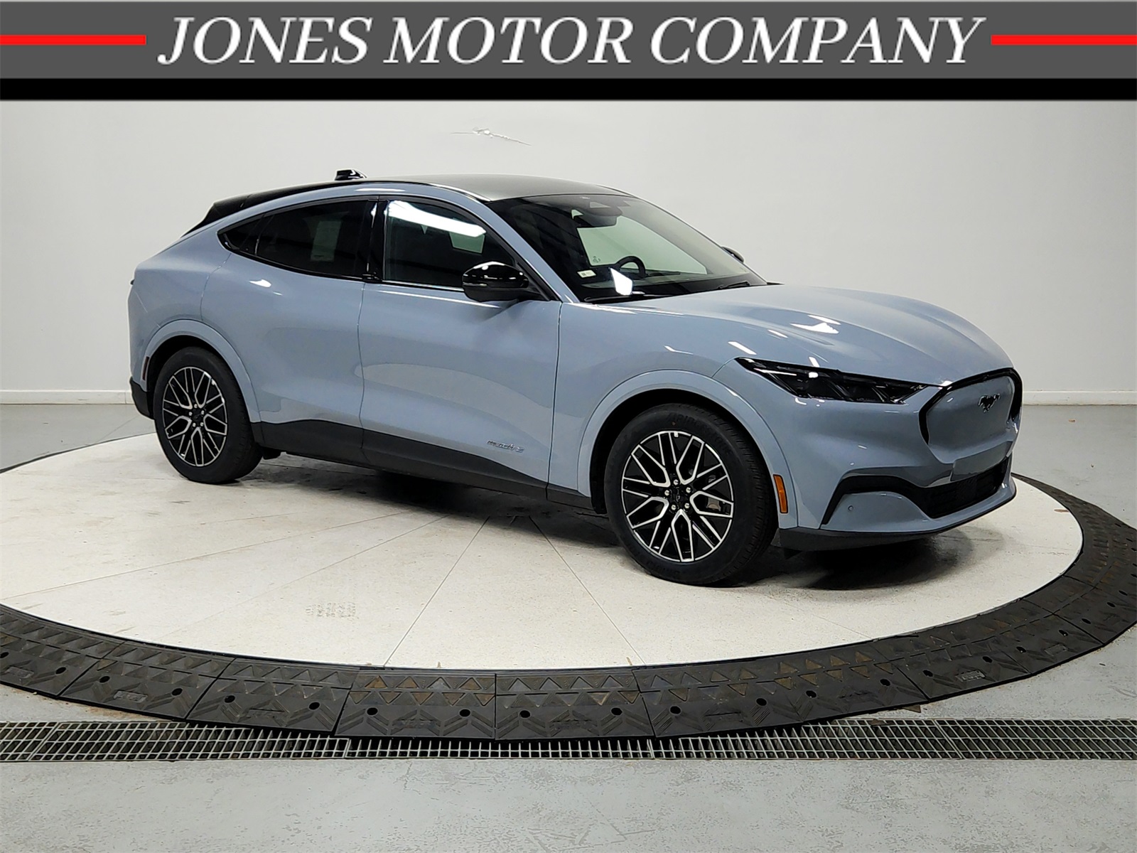 2025 Ford Mustang Mach-E Premium RWD's photo