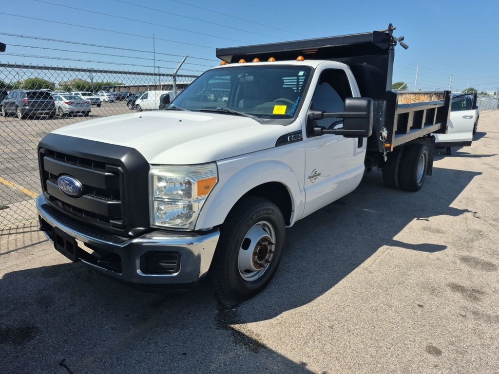 2015 Ford F-350 photo 2