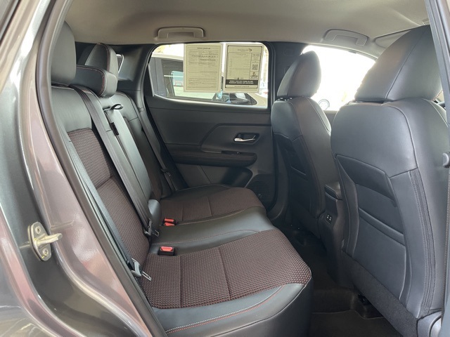 2025 Nissan Kicks SR photo 20