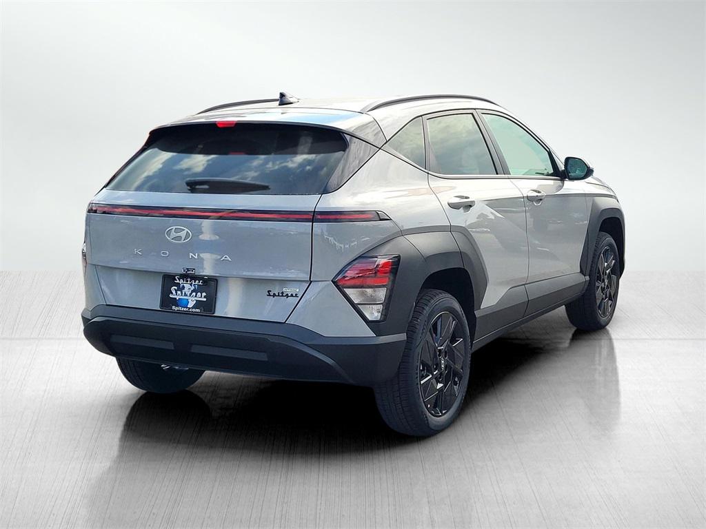 2026 Hyundai Kona SEL photo 2